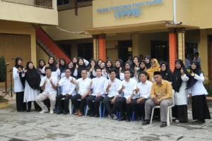 Foto Bersama para Guru
